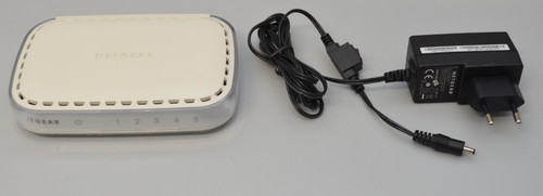 Netgear port 100 mbps - 10/100,