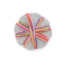 Filges Filzblume mit Wolle -