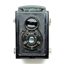 Voigtländer BRILLANT 2-äugige Spiegelreflex, Rollfilm 6x6/120, manueller Fokus