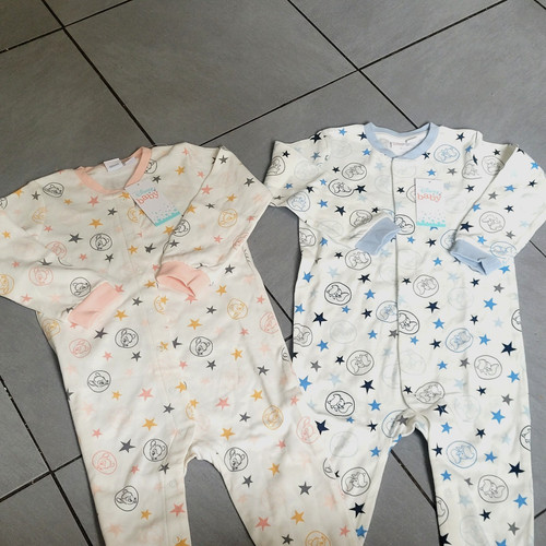 Neu mit etikett 2 x - ,