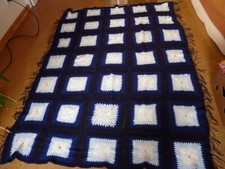 Patchwork Überwurf Decke Tagesdecke Bettdecke Handarbeit gehäkelt 210 x 140 blau