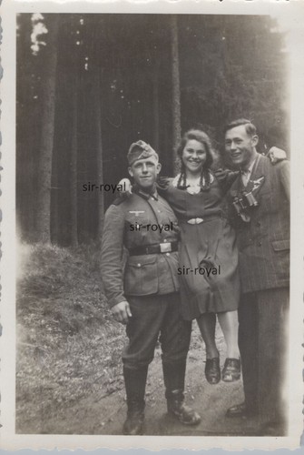 Wehrmacht soldat und mann mit - wehrmacht,