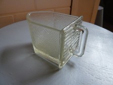 Große alte Glasschütte aus