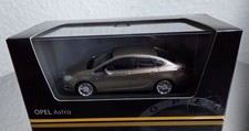 Opel Astra J Stufenheck  1:43