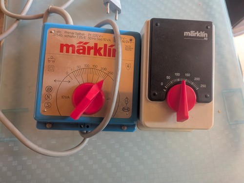 Märklin trafo 37540 und - trafo,