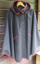 Edles Trachten Cape (Pelerine)