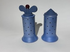 Alessi Salzstreuer und