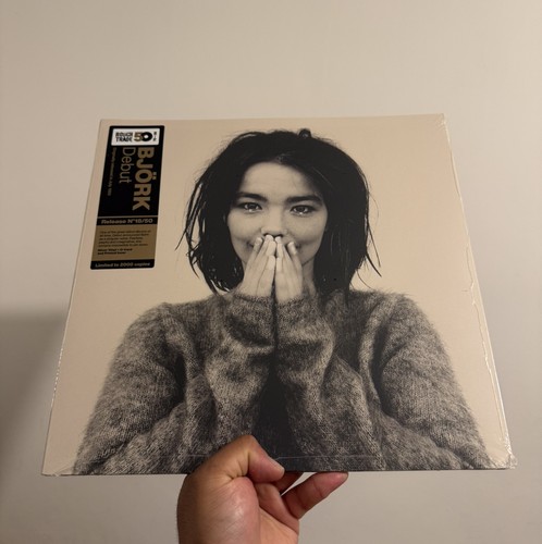 Hand bjork debut - in, silver
