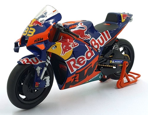 New ray scale diecast - ray,