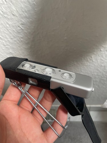 Minox subminiaturkamera - b, /