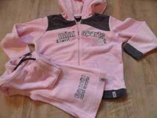 ESPRIT Sports schöner rosa Frotteeanzug Gr. 104/110 TOP ST117