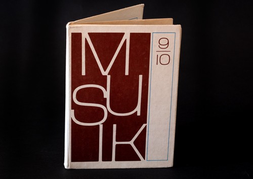 Ddr schulbuch musik - schulbuch, klasse