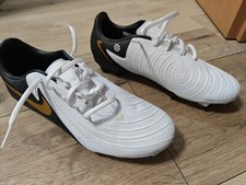 Nike Herren Phantom Gx Ii Academy Fg/MG Gr. 39 White Black Mtlc Gold Coin 