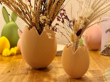 Geknacktes Osterei  Vase
