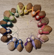 10 X Mandel Wichtel Zwerg Zwerge Waldorf Jahreszeitentisch farbig zum Aufhängen 