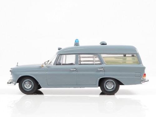 Minichamps mercedes benz - 1:43,