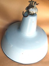 alte Hängelampe Stalllampe Lampenschirm Emaille Fabriklampe Industrie Bauhaus .