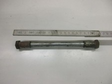 Kawasaki KE 125 Typ K1 Steckachse vorne 12 mm Achse Vorderrad Felge axle wheel