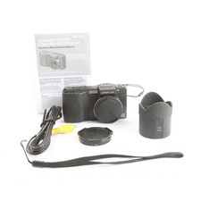 Ricoh Caplio GX100 + TOP (275046)