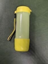 Tupperware Eco Wasser Plus Zitruspresse limettengrün Trinkflasche ToGo 700 ml 