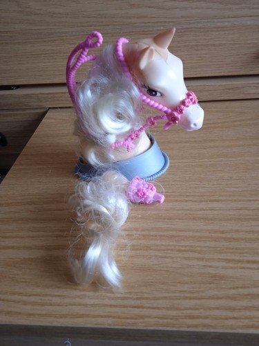 Barbie stable styles pferd - barbie,