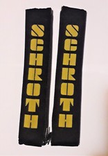 2 schwarze Schroth Gurtpolster