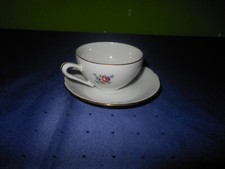 Schöne Moccatasse mit Unterteller. Nostalgisch, Marke MZ Porzellan, reduziert