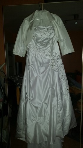 Brautkleid - ,