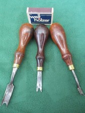 WERKZEUG VOM SATTLER UND