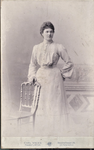 1900 junge frau schw weiß - junge, schw-weiß