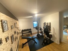 Komplettes Taurus Profi-Homegym Set – Langhantel, PU-Hanteln, Rack, Ablage