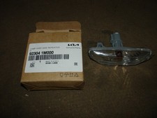 923041M000 rechte Seite