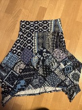 DESIGUAL Rock zipfelig schwarz mit buntem Druck und Stickerei  Gr. L