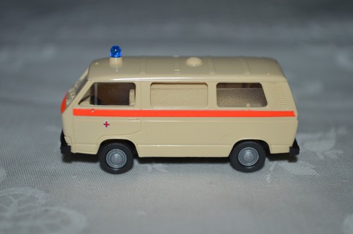 Roco t3 krankenwagen - 1:87,