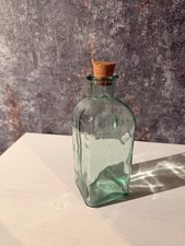Dekorative Grüne Flasche Aus Glas