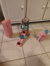 Alter Barbie Workout Center