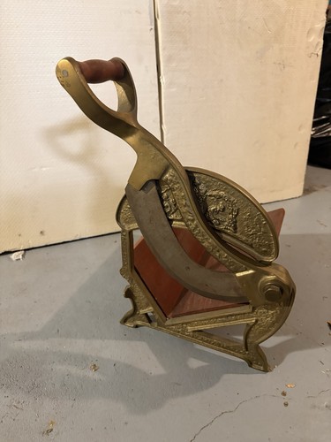 Antike brotschneidemaschine - antike,