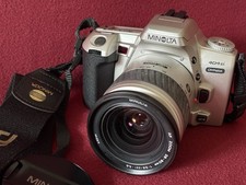 Minolta dynax 404si - minolta,