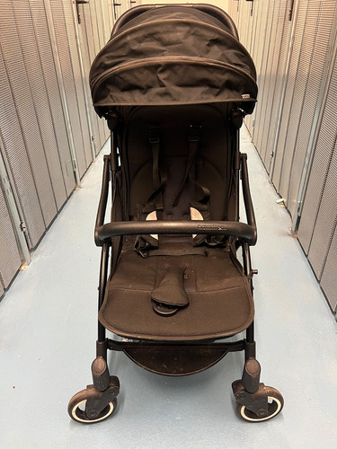 Hamilton stroller