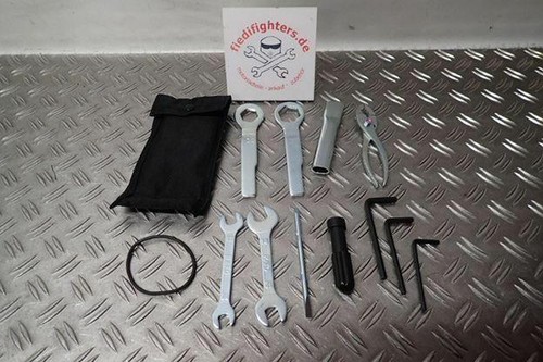 Bordwerkzeug tool kit werkzeug - tool,