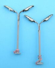 Plasticart Set Moderne Straßenleuchte zweiarmig H0 Metall Höhe 9 cm DDR