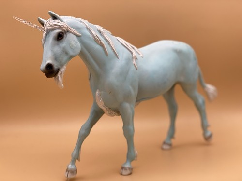 Breyer modellpferd san - breyer,