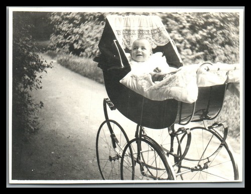 Foto blick auf baby - foto,,
