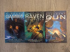 Ninefox Gambit, Raven