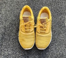 Mustang Schuhe Gelb gr. 38