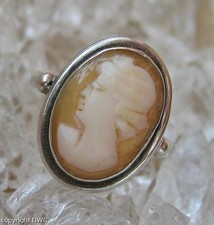 Ring mit Gemme Muschel Antik