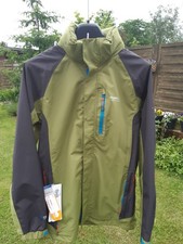 Wind und Regenjacke von