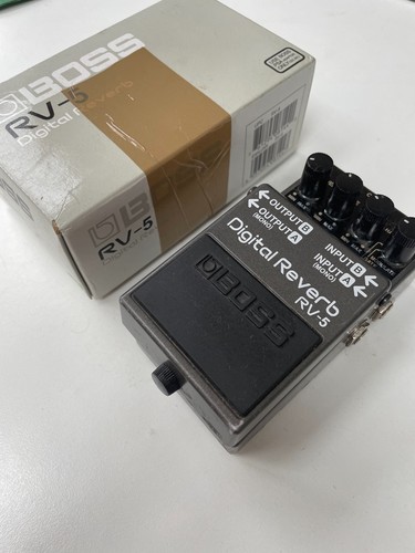 Boss digital reverb - boss, rv-5
