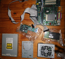 diverse Teile für einen Retro PC