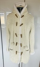 Kuschelige Strickjacke